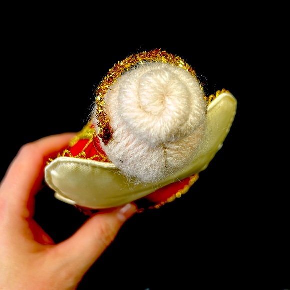 Vintage/Retro red flocked cardboard angel tree topper with satin wings , Japan - Picture 9 of 12